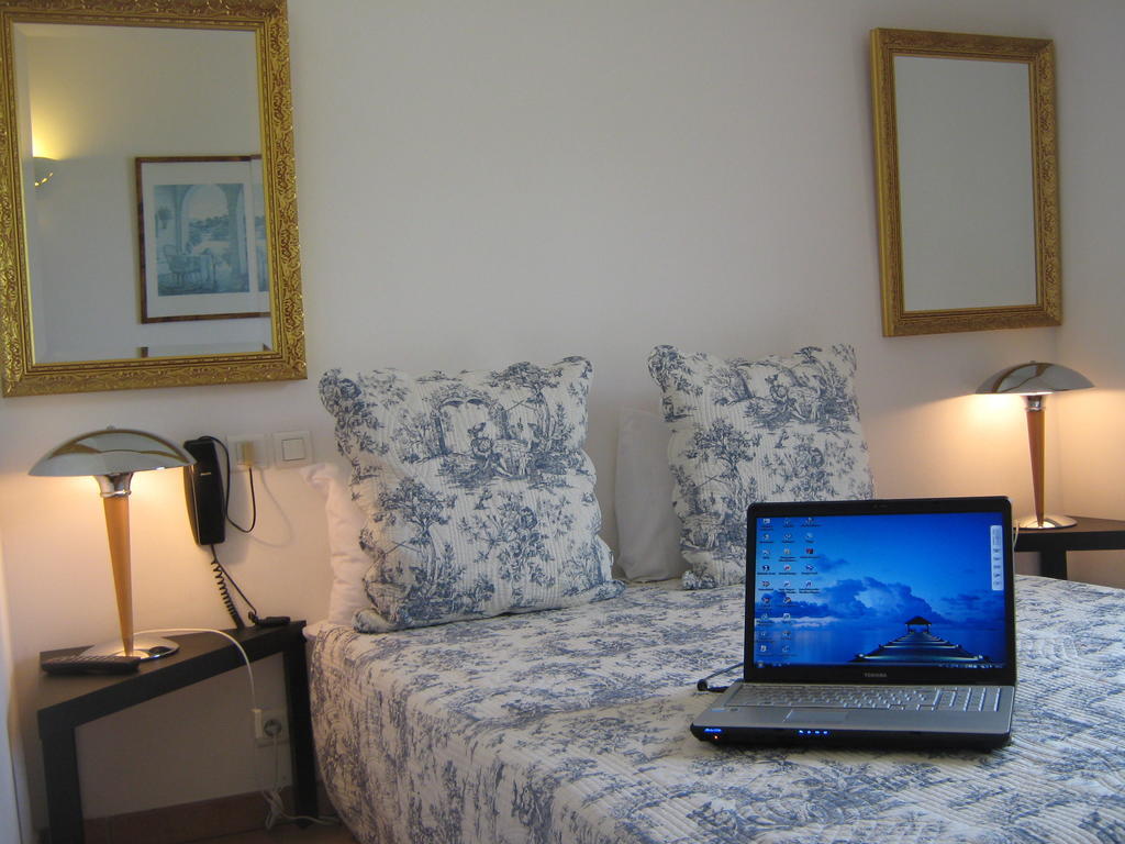 La Fontaine Hotel Vidauban Exterior photo